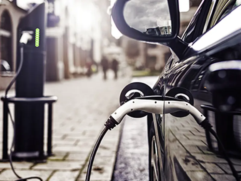 Bild på Elbilsladdning